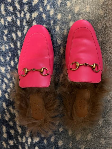 gucci neon pink princetown